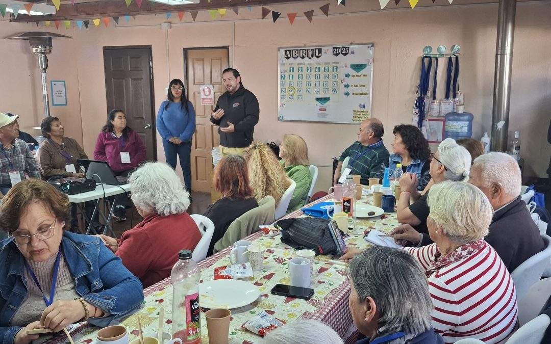 Director General de la DICREP conversó con adultos  mayores en visita a Rancagua