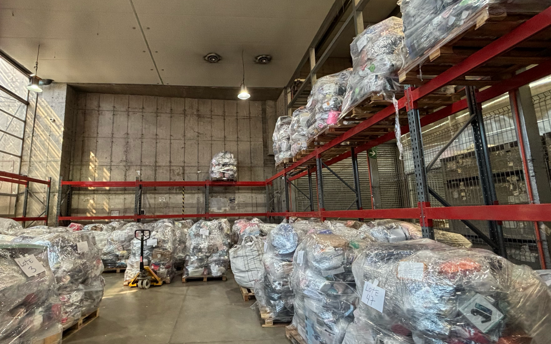 La Tía Rica cierra el año con todo: llega el gran remate de maletas del aeropuerto